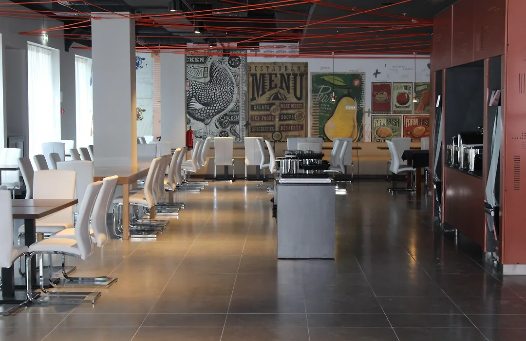 Star inn Lisbon Airport-1